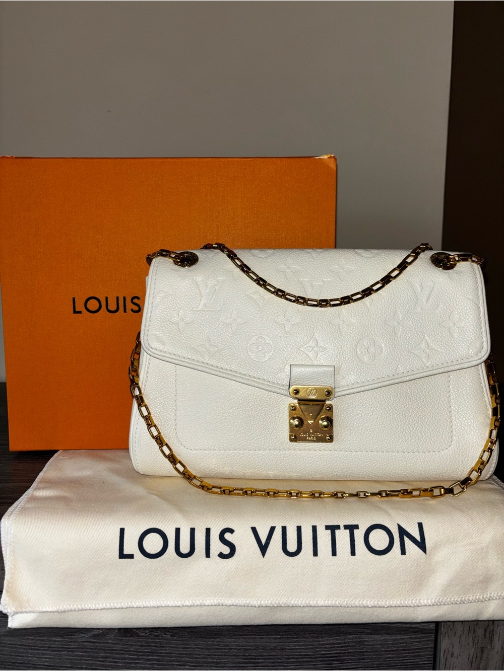Louis Vuitton White Métis Monogram Chain Shoulder Bag with Gold Hardware